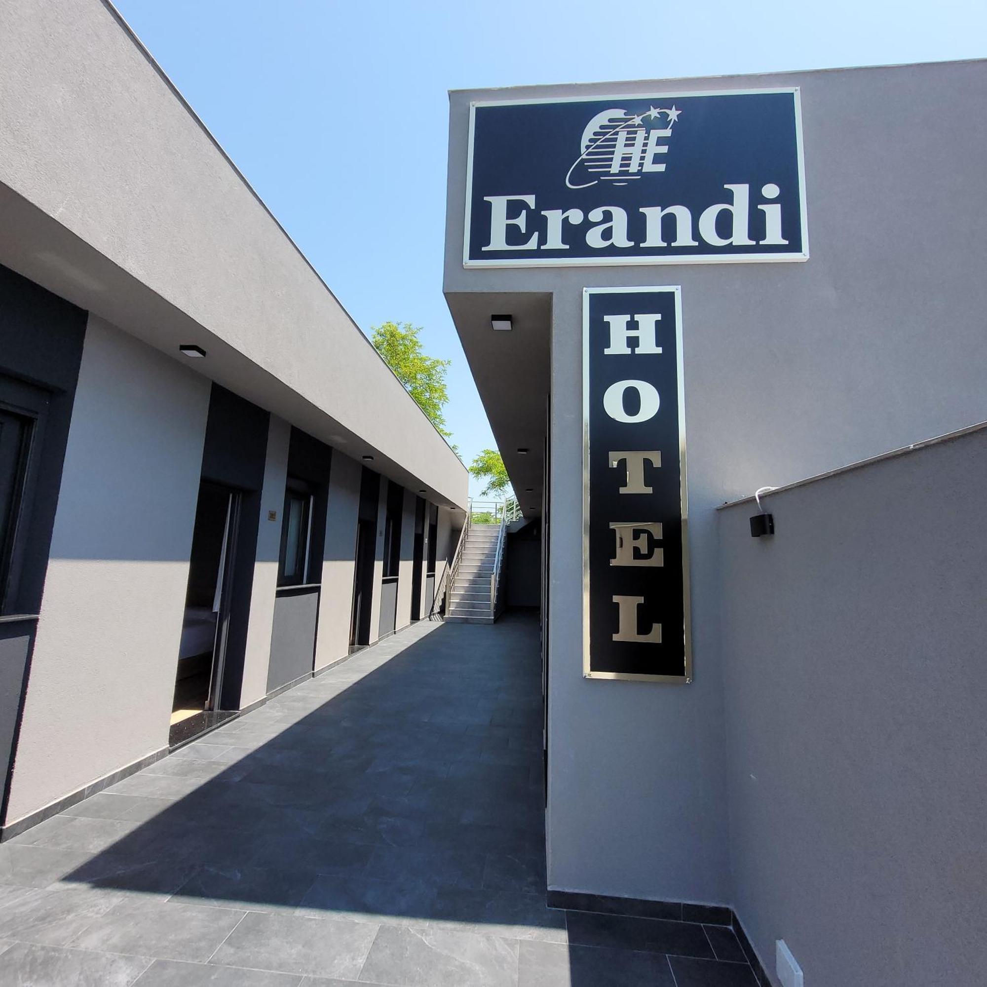 Erandi Rinas