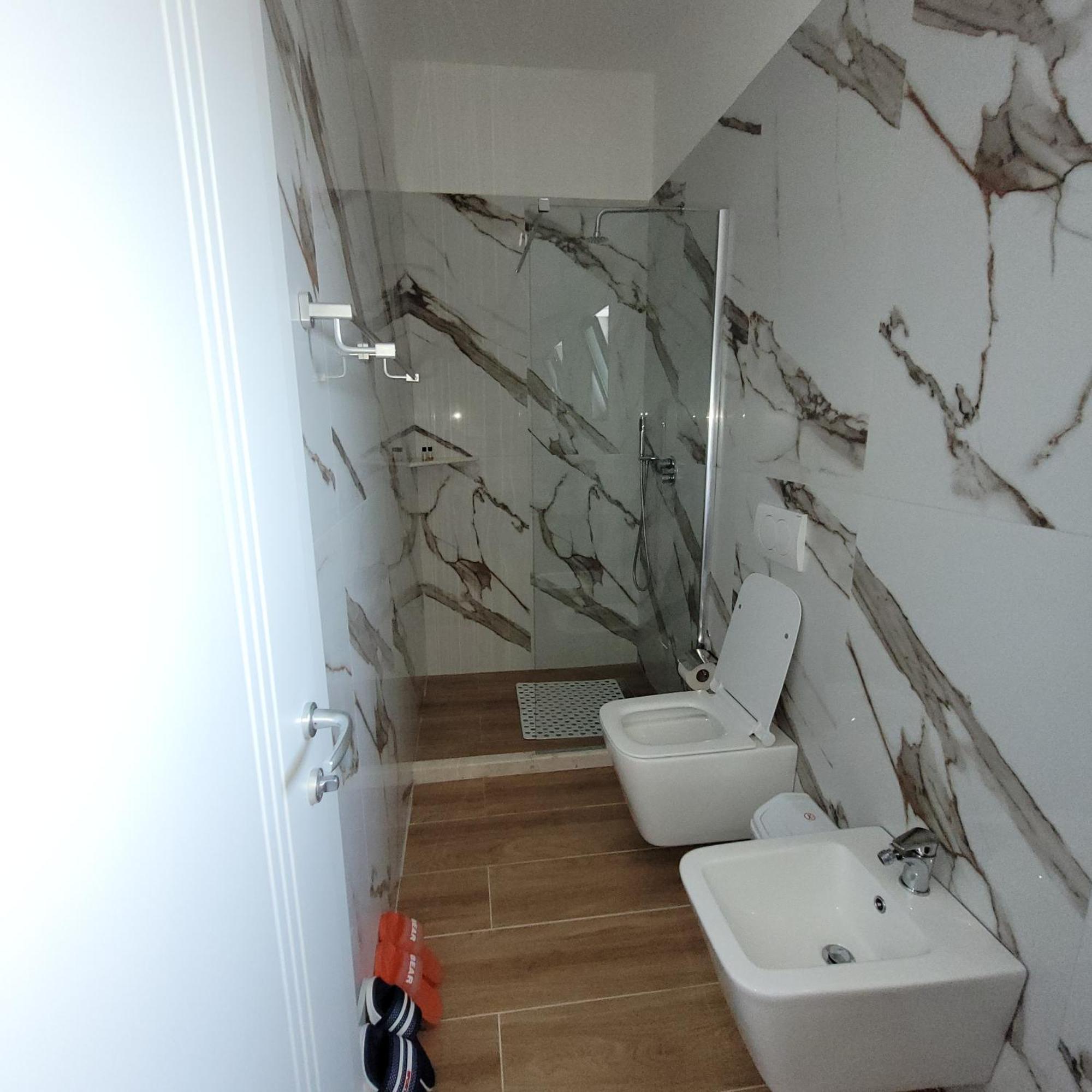 Erandi Hotel 3*